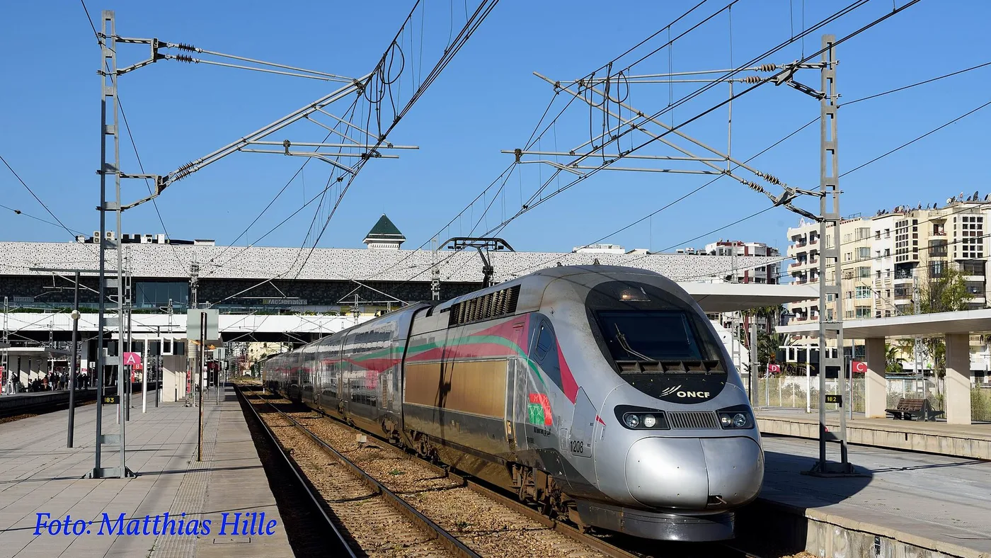 Train à grande vitesse Al Boraq en gare de Casablanca