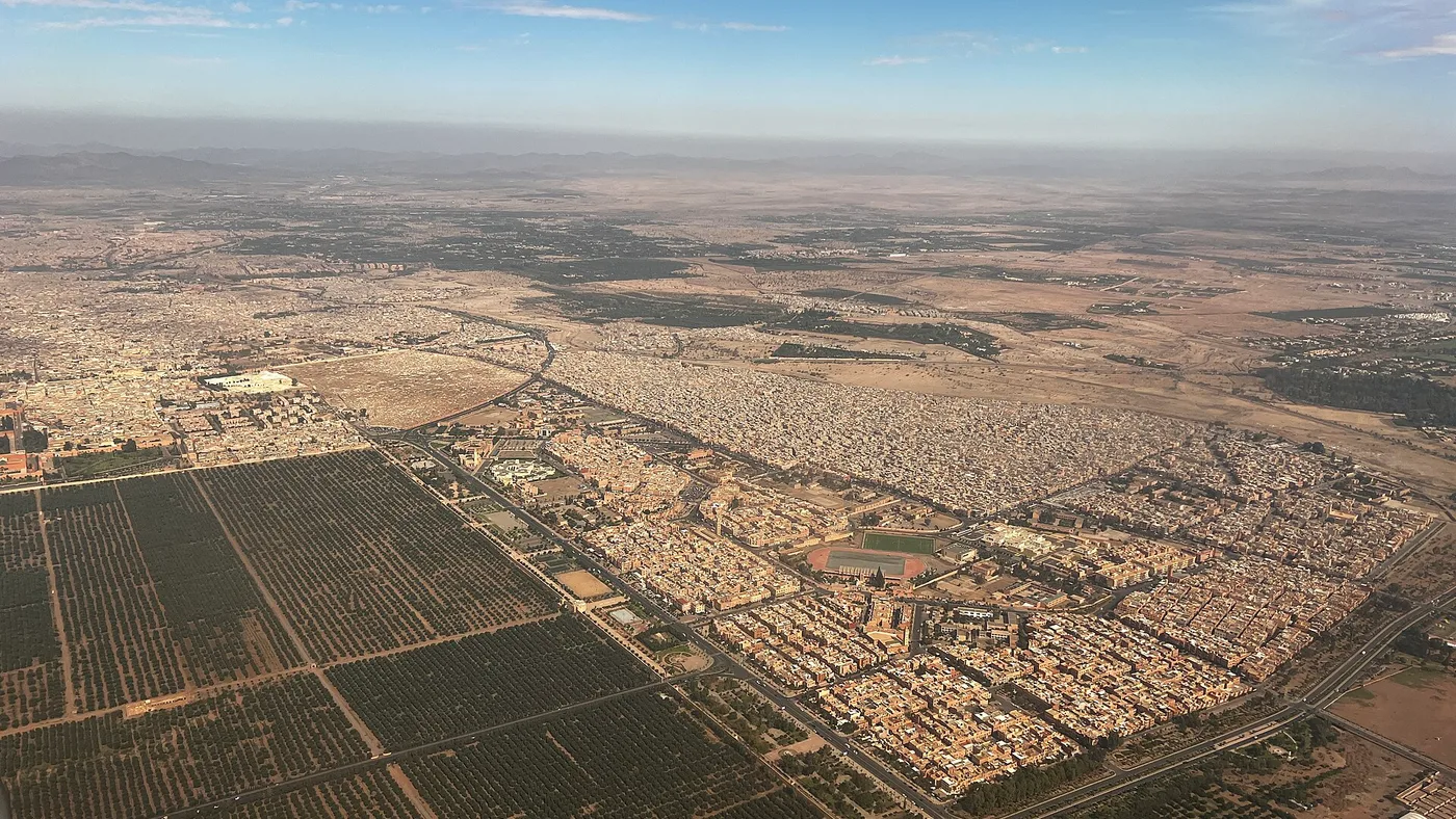 Vue aérienne de Marrakech et de ses quartiers ocre